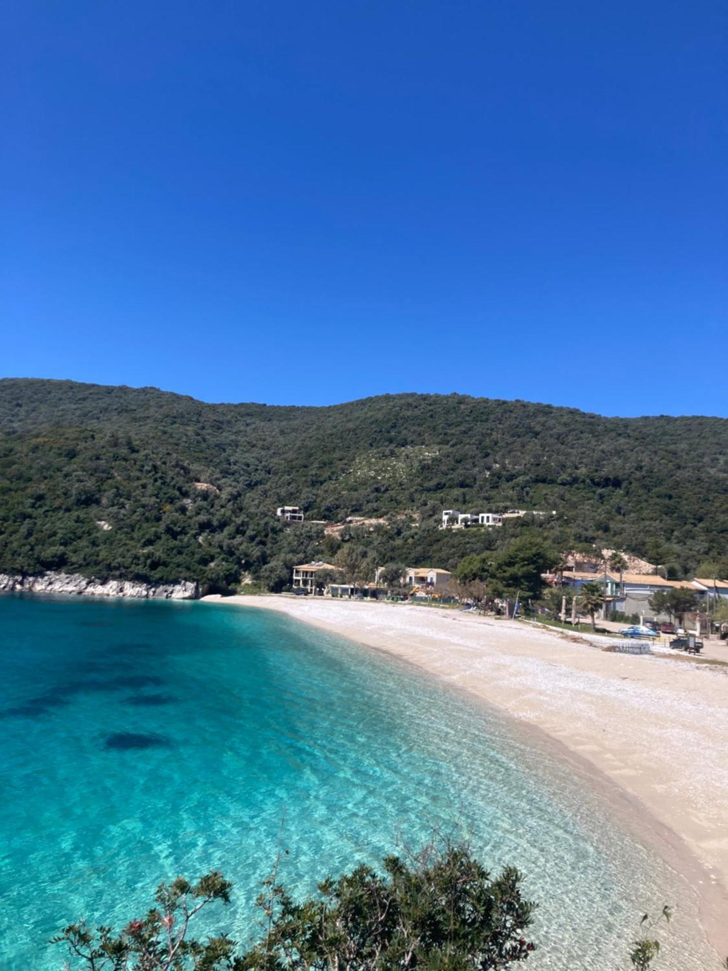Helios Beach House Mikros Gialos Exteriör bild